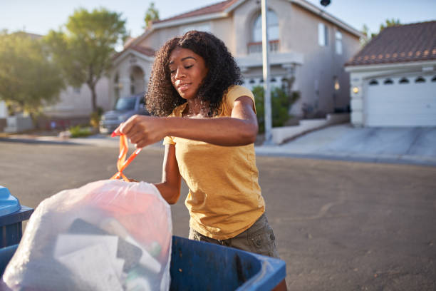 Best Junk Hauling Services  in Battle Creek, MI